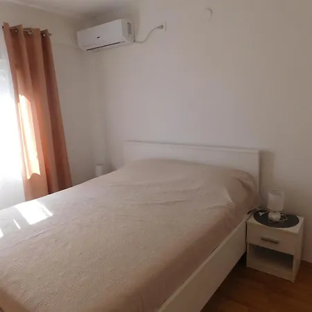 Apartment Fontana Felicita Zadar Exterior photo